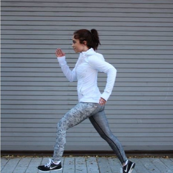 Lululemon First Mile Jacket - Picture 13 of 16